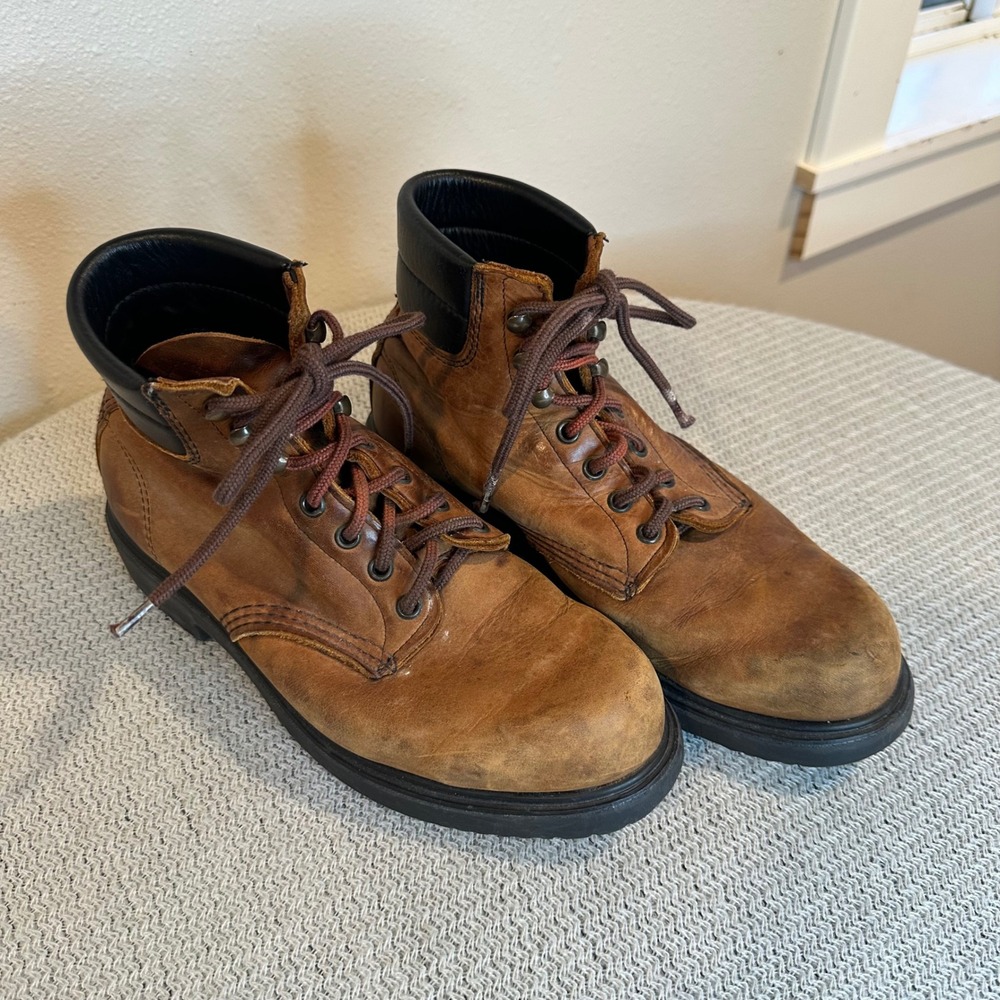 Red Wing Shoes Brown Leather Lace-Up Work Boots with Black Collar
